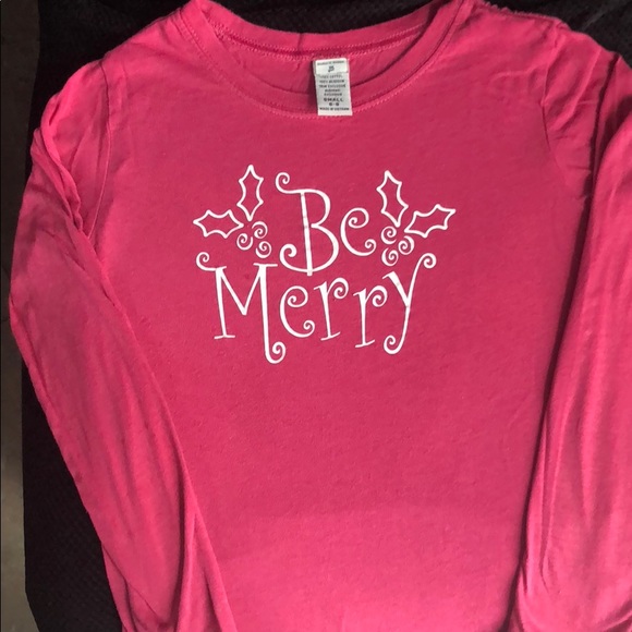 “Be Merry” Pink Holiday Girls T-Shirt 💕 - Picture 2 of 3